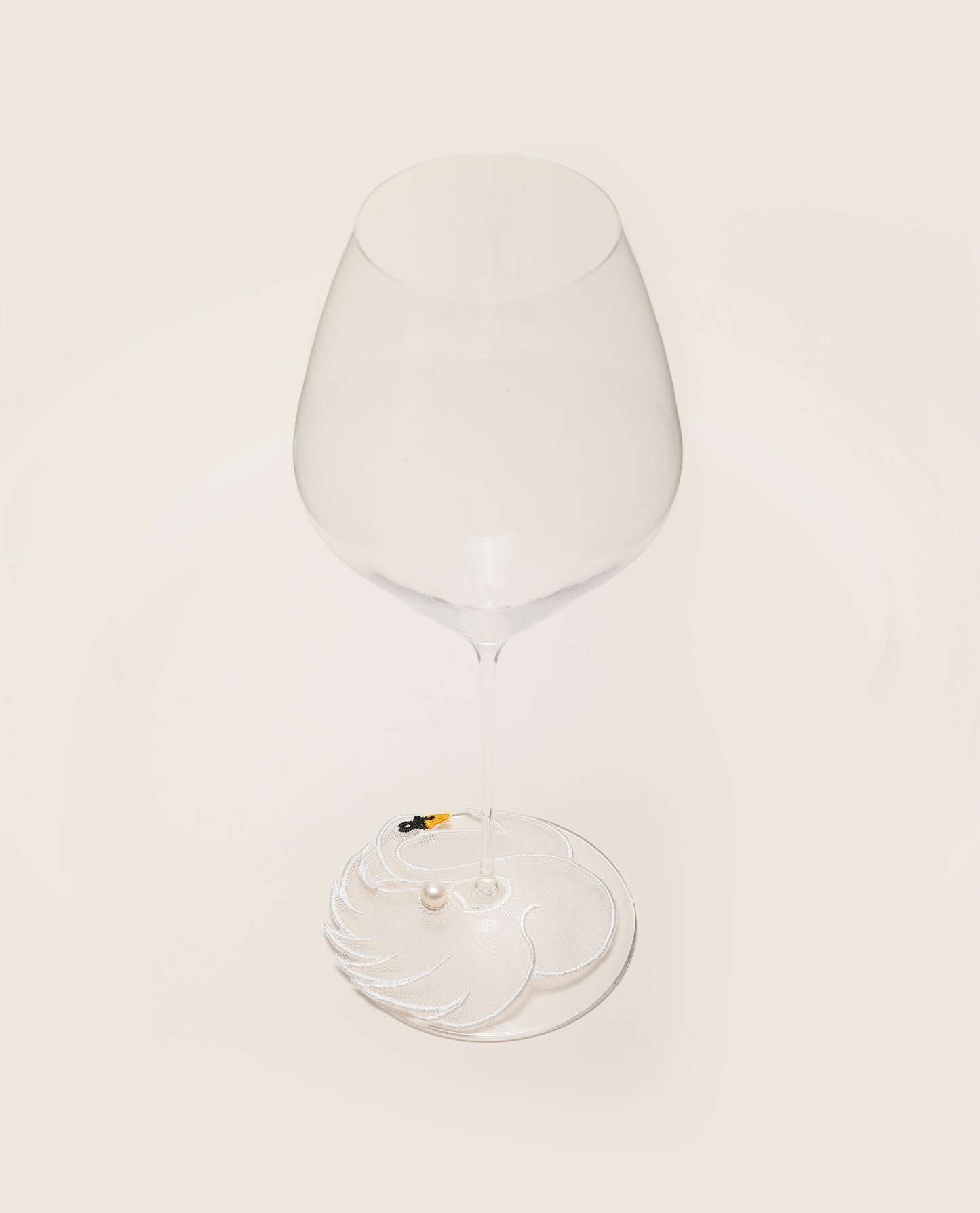 Swan Wine Bib Set - Motte Studio